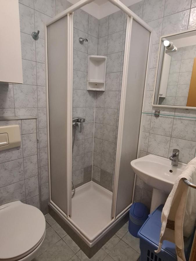Apartmani Emily Pula Zewnętrze zdjęcie